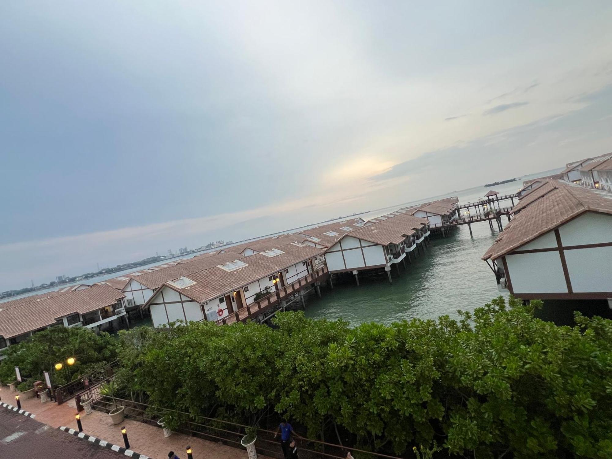 Water Chalet Pd Private Unit Port Dickson Luaran gambar